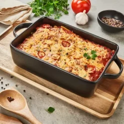 Fero Prato Para Lasanha Preto