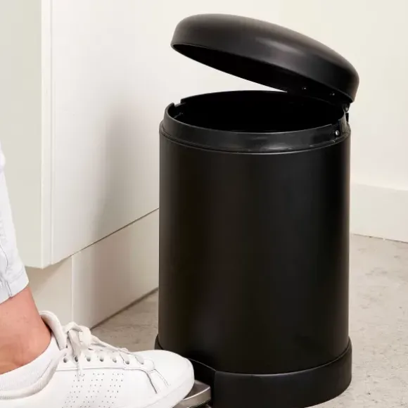 Industria Balde De Lixo Com Pedal Preto