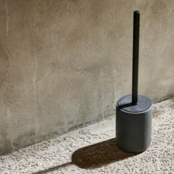 Moon Escova Sanita Em Suporte Preto, Cinzento Escuro